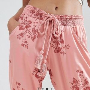 Billabong floral beach pants